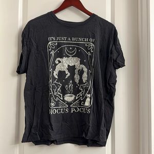 Hocus Pocus T shirt, 2X.